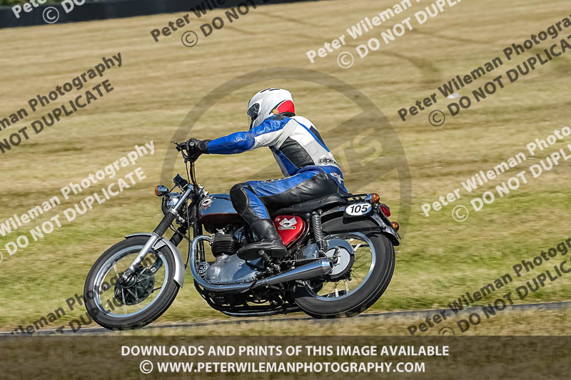 cadwell park;cadwell park photographs;cadwell trackday photographs;enduro digital images;event digital images;eventdigitalimages;peter wileman photography;racing digital images;trackday digital images;trackday photos